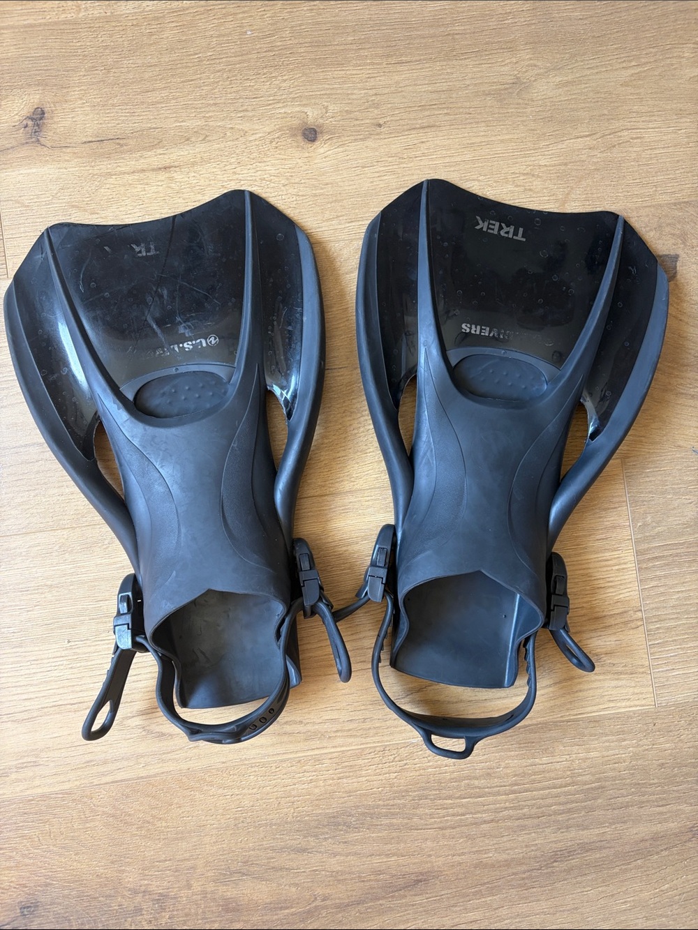 Men's Adjustable U.S.Divers Black Swim Fins - 44-48 TREK
